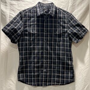 Banana Republic Men’s Short Sleeve Button Down Shirt